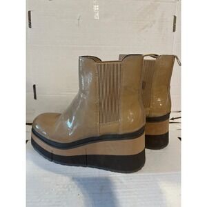 Naked Feet Guild Tan Patent Platform Chelsea Boots Wedge Ankle Booties 6.5M